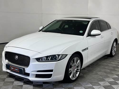 Jaguar XE 2.0D Prestige Auto