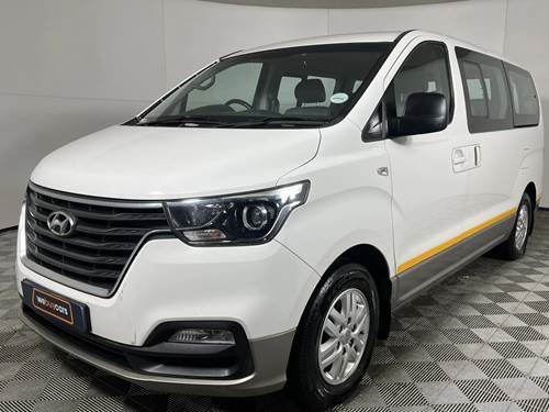 Hyundai H1 2.4 CVVT GLS 9 Seater