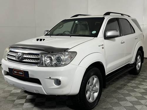 Toyota Fortuner II 3.0 D-4D Raised Body Auto