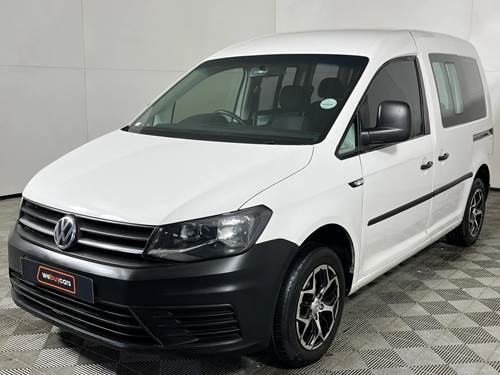 Volkswagen (VW) Caddy4 1.6i Crewbus (7 Seater)