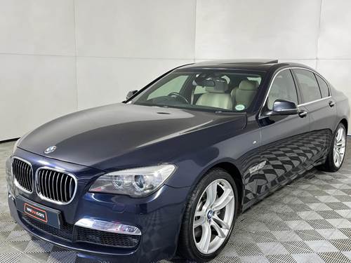 BMW 750i (F01 - Mark II) M-Sport Steptronic