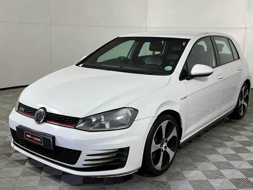 Volkswagen (VW) Golf 7 GTi 2.0 TSi