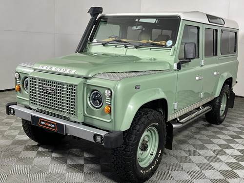 Land Rover Defender 110 2.2 D Station Wagon Heritage