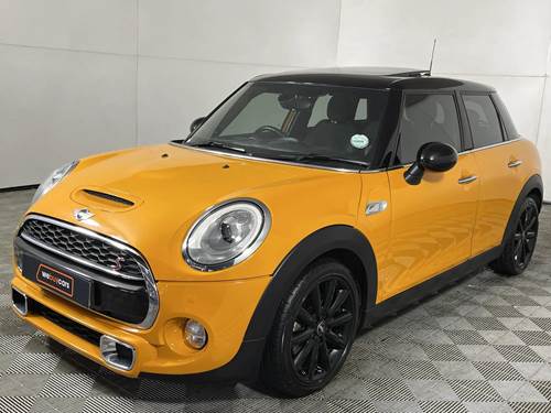 MINI Cooper S Mark IV (141 kW) (XS72) Steptronic 5 Doors