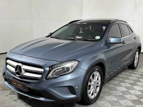 Mercedes Benz GLA 200