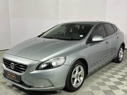 Volvo V40 D2 Kinetic 