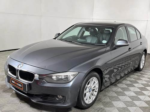 BMW 320i (F30) Steptronic