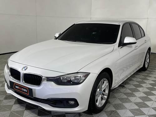 BMW 320i (F30) Auto