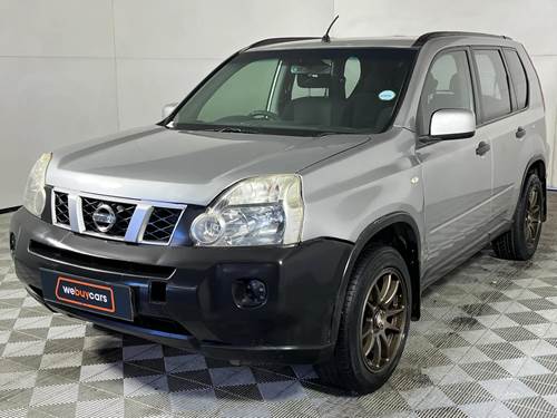 Nissan X-Trail V 2.0 4X2 XE