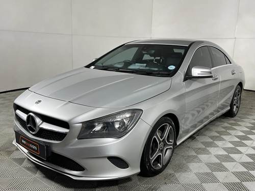 Mercedes Benz CLA 200