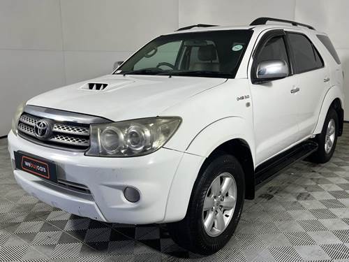 Toyota Fortuner I 3.0 D-4D Raised Body