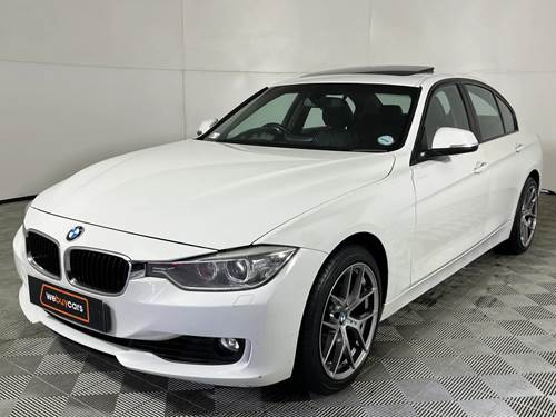 BMW 320i (F30) Auto