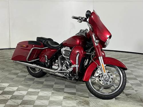 Harley-Davidson CVO Street Glide Facelift