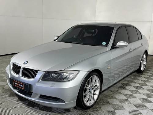 BMW 323i (E90) Auto