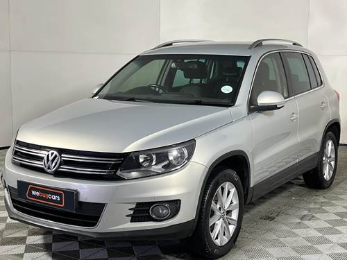 Volkswagen (VW) Tiguan II 2.0 TDi 4Motion Sport and Style DSG