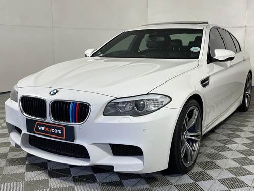 BMW M5 (F10) M-DCT 