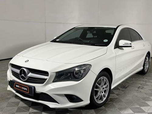 Mercedes Benz CLA 200 Auto