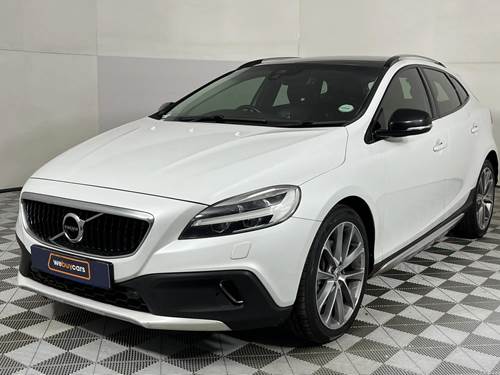 Volvo V40 Cross Country D3 Momentum Geartronic