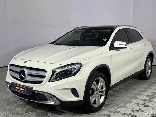 Mercedes Benz GLA 200