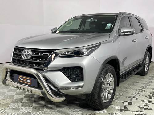 Toyota Fortuner V 2.8 GD-6 Raised Body Auto