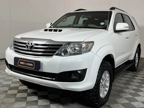 Toyota Fortuner III 2.5 D-4D VNT Raised Body Auto