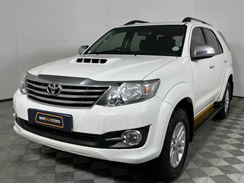 Toyota Fortuner III 2.5 D-4D VNT Raised Body