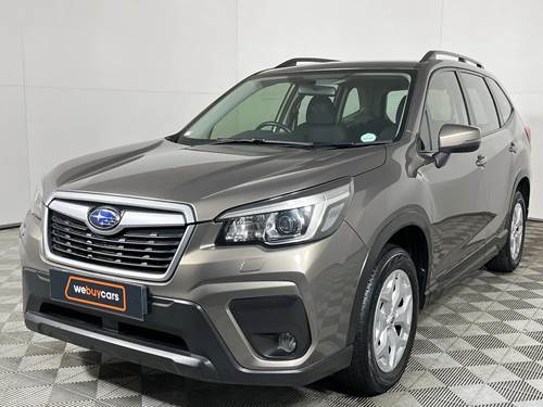 Subaru Forester 2.0i CVT