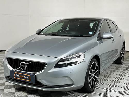 Volvo V40 T3 Momentum Geartronic