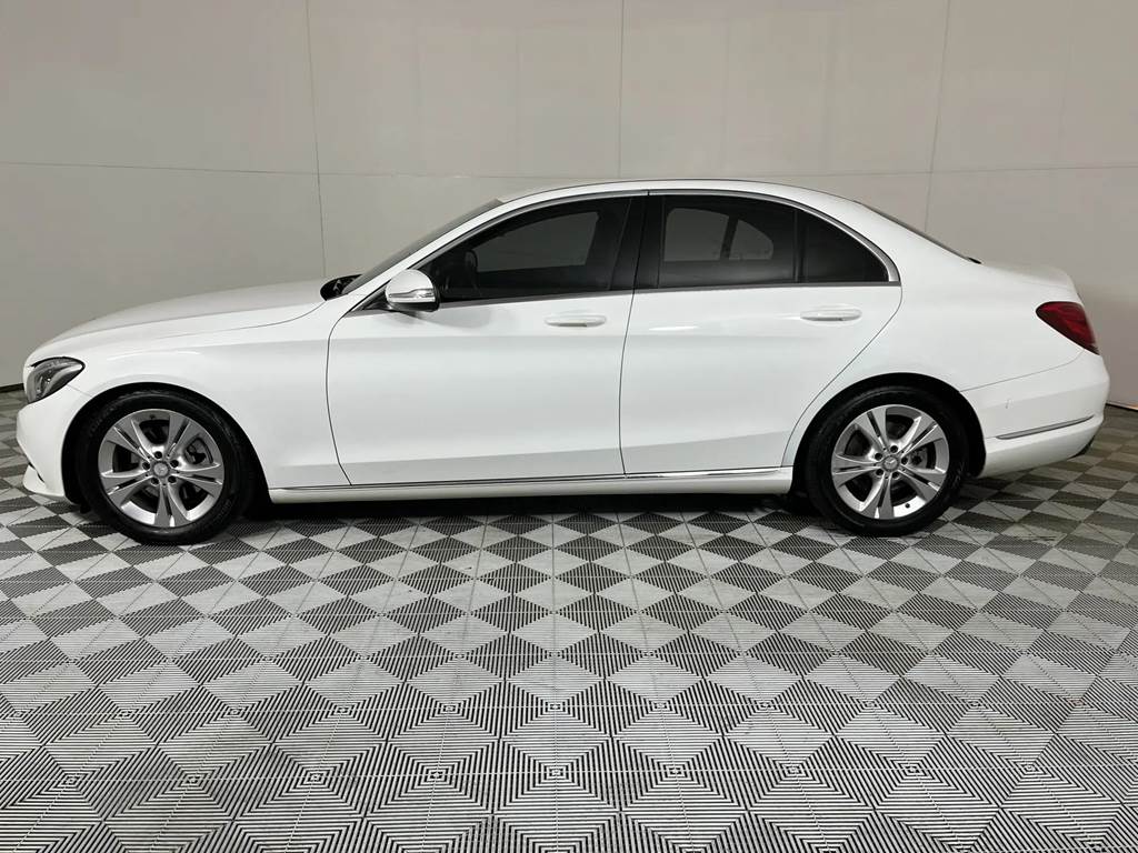 Mercedes Benz C 220 CDi Bluetec Auto For Sale R 253 900 Carfind Co Za