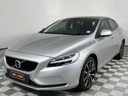 Volvo V40 T3 Momentum Geartronic