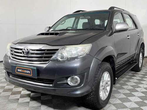 Toyota Fortuner III 2.5 D-4D VNT Raised Body