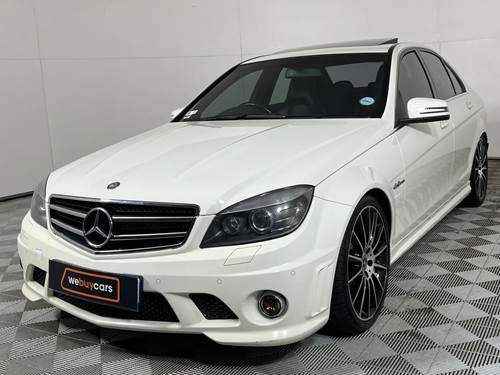 Mercedes Benz C 63 AMG Speedshift + 7G-Tronic