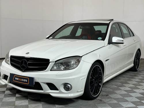 Mercedes Benz C 63 AMG Speedshift + 7G-Tronic