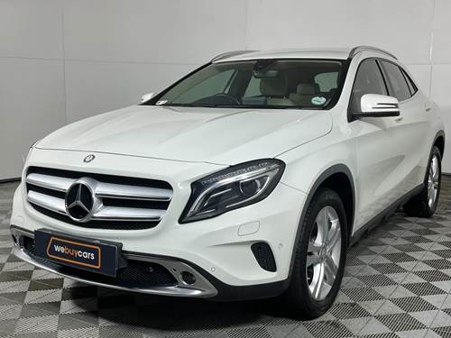 Mercedes Benz GLA 200