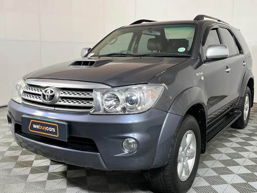 Toyota Fortuner II 3.0 D-4D Raised Body Auto