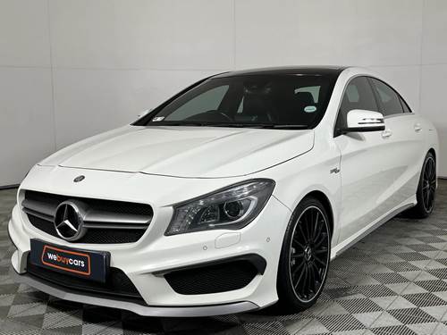 Mercedes Benz AMG CLA 45 7G- DCT