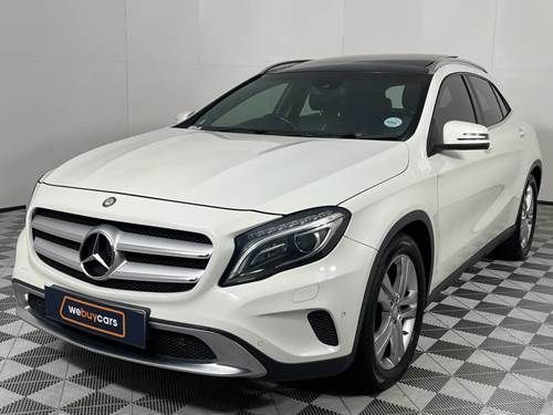 Mercedes Benz GLA 200 7G-Tronic