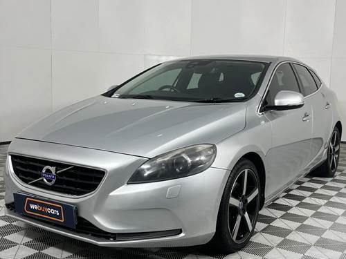 Volvo V40 T4 Excel