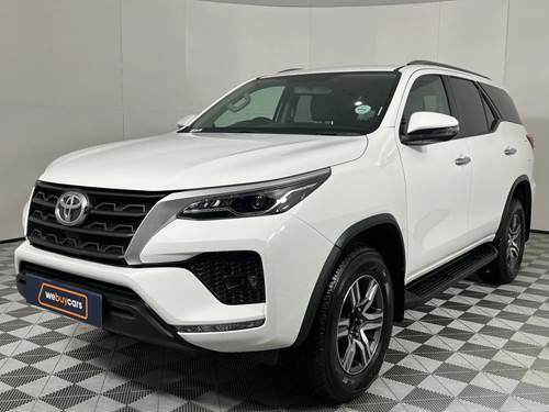 Toyota Fortuner V 2.8 GD-6 Raised Body Auto