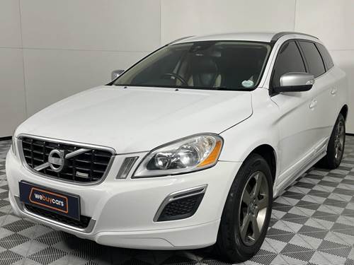 Volvo XC60 D5 (158 kW) Elite Geartronic AWD 