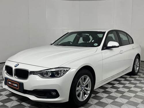 BMW 320i (F30) Auto