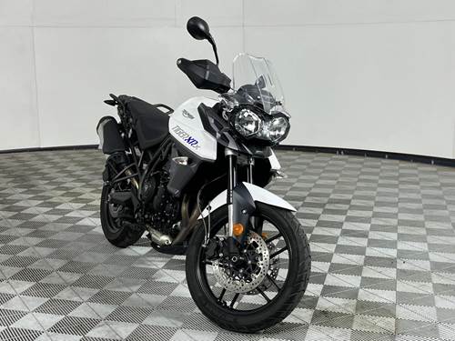 Triumph Tiger 800 XRX