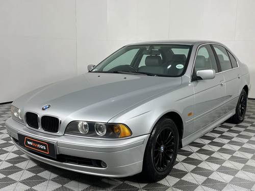 BMW 525i (E39) Auto