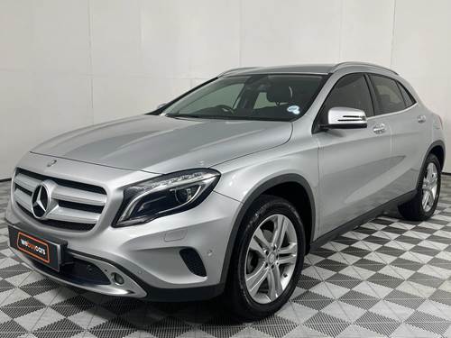 Mercedes Benz GLA 200 7G-Tronic