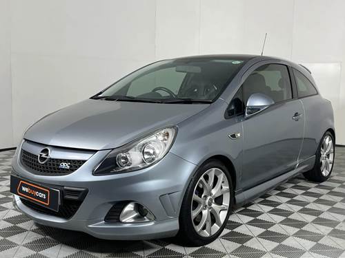 Opel Corsa 1.6i OPC