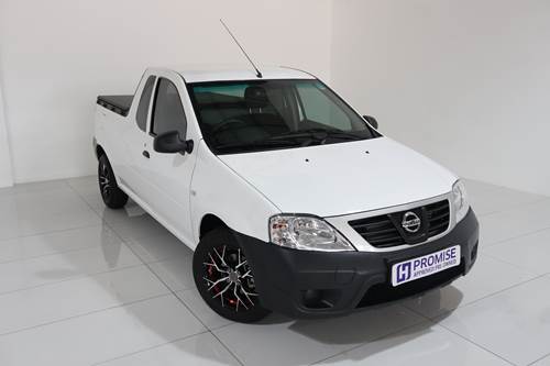 Nissan NP200 1.6i Pack