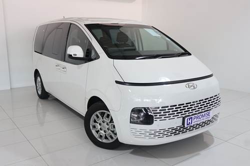 Hyundai Staria 2.2D Executive (9 Seater)