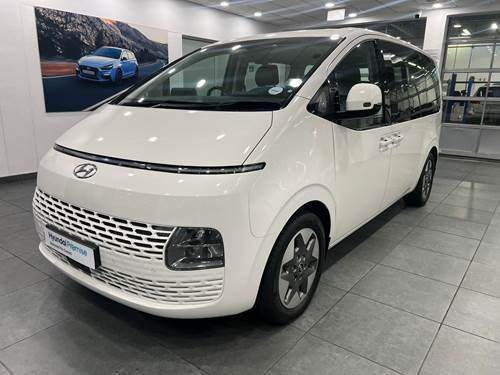 Hyundai Staria 2.2D Elite (9 Seater)