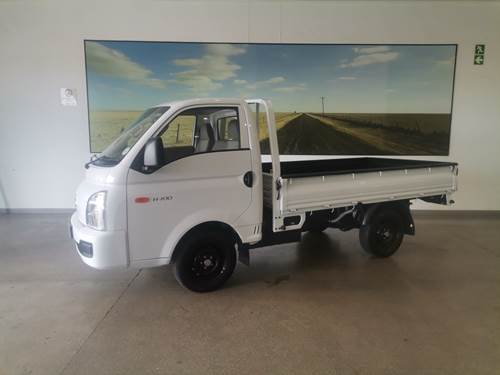 Hyundai H100 2.6 D Euro II Dropside Aircon