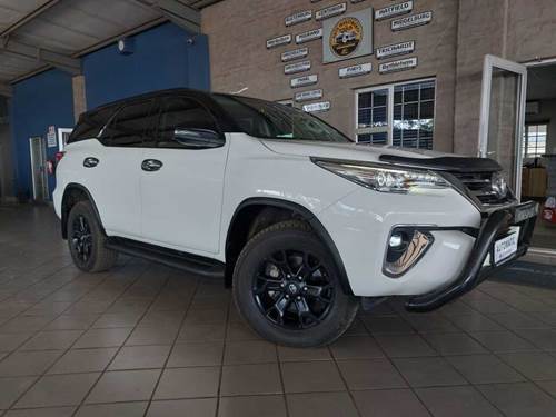 Toyota Fortuner V 2.8 GD-6 Epic Black Auto